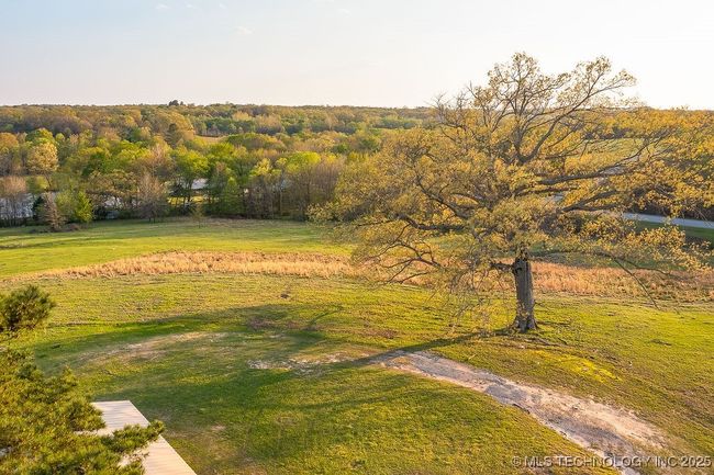 10548 S Highway 109 A, House other with 2 bedrooms, 1 bathrooms and null parking in Lane OK | Image 25