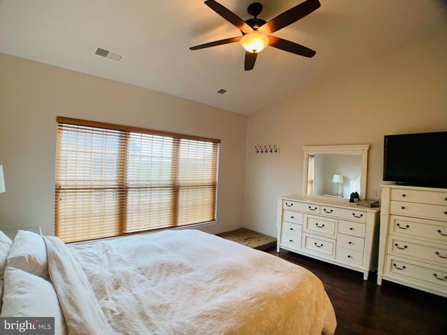 42627 Homefront Ter, Townhouse with 3 bedrooms, 4 bathrooms and null parking in SOUTH RIDING VA | Image 26