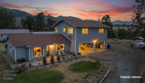 565 Main St, Hornbrook, CA, 96044 | Card Image