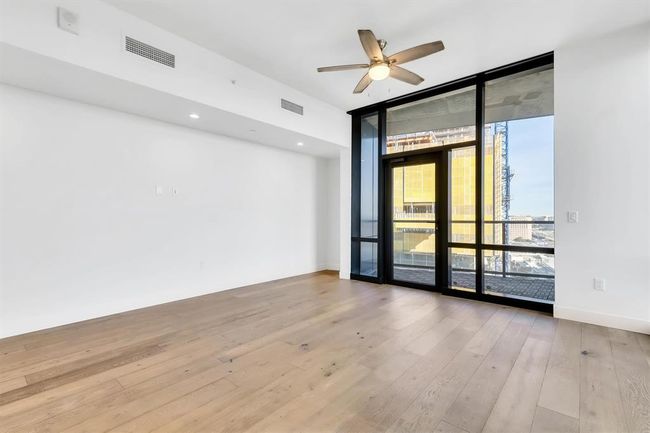 APT-2107 - 70 Rainey St, Condo with 2 bedrooms, 2 bathrooms and null parking in Austin TX | Image 4