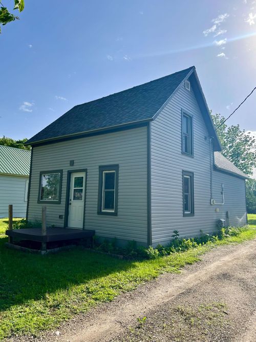 421 Aurora Ave, Lowry, MN, 56349-9700 | Card Image
