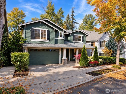 1965 16th Ct Ne, Issaquah, WA, 98029-7666 | Card Image