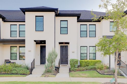 4521 Bishop St, North Richland Hills, TX, 76180-1802 | Card Image