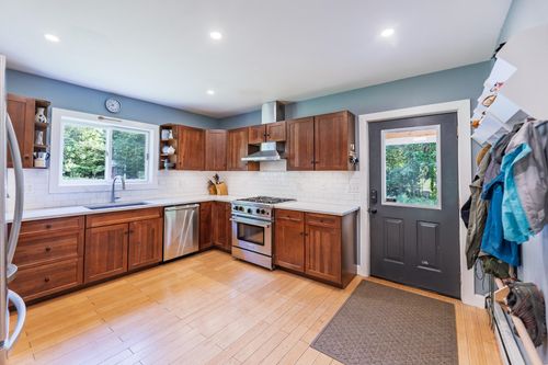 158 Deer Run Ln, East Thetford, VT, 05043-9653 | Card Image