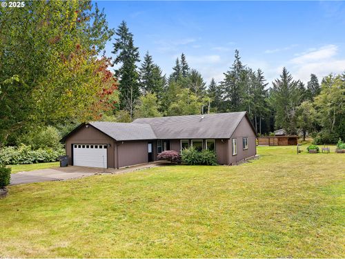 42020 Forest Court Ln, Astoria, OR, 97103-8465 | Card Image