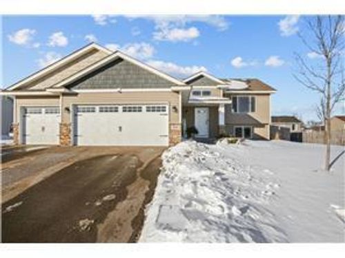 704 Fir St Sw, Isanti, MN, 55040-8085 | Card Image