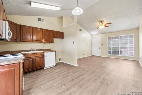 unit-2501-9140 Timber Path, San Antonio, TX, 78250-7601 | Card Image