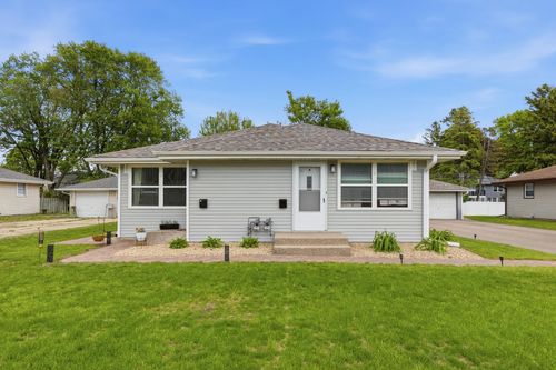 309 Washington Ave S, Hopkins, MN, 55343-8465 | Card Image