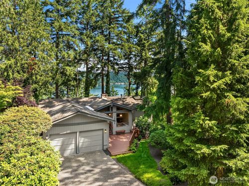 18920 Ne 20th Ct, Redmond, WA, 98052-6066 | Card Image