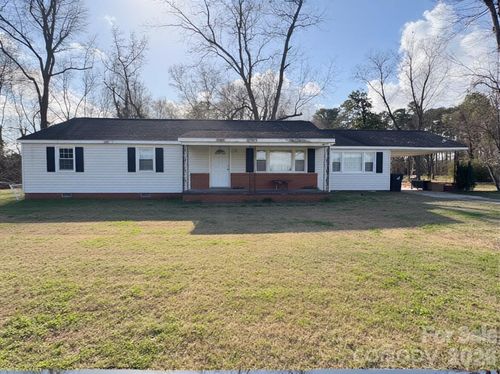1097 Joe Brown Hwy N, Chadbourn, NC, 28431-7209 | Card Image