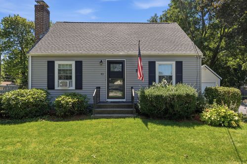 43 Spruce St, Shrewsbury, MA, 01545-2842 | Card Image