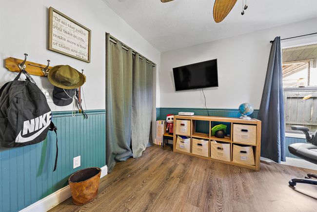 556 Sw Rustic Cir, House other with 3 bedrooms, 2 bathrooms and null parking in Stuart FL | Image 44