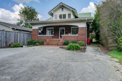 704 E Watauga Ave, Johnson City, TN, 37601-4112 | Card Image