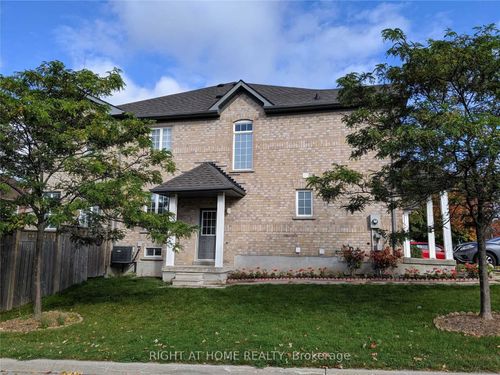 bsmt-858 Sisler Ave, Newmarket, ON, L3X2V1 | Card Image