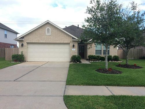 1719 Brighton Brook Ln, Pearland, TX, 77581-6564 | Card Image