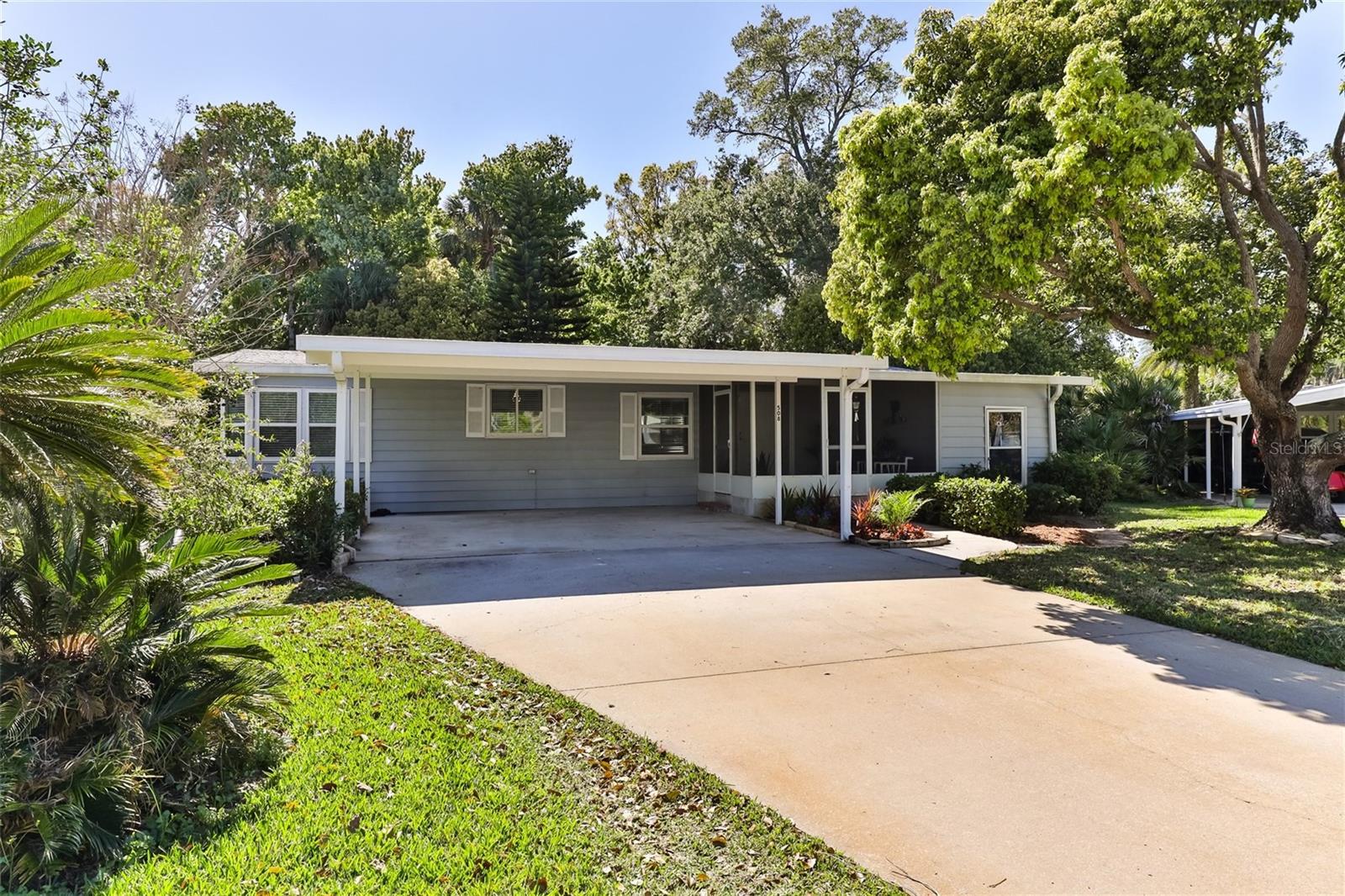 Halyard Cir, Edgewater, FL 32141