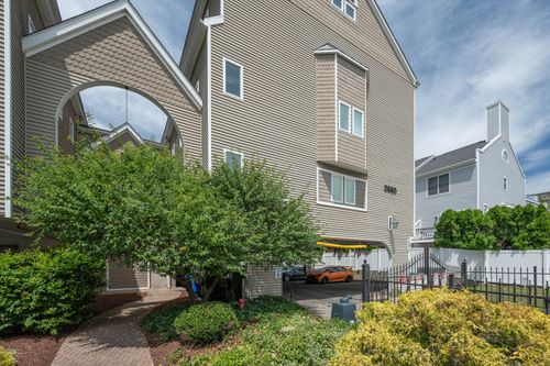 unit-110-2660 North Ave, Bridgeport, CT, 06604-2355 | Card Image