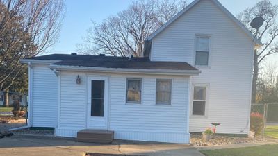 908 Charles Street, House other with 3 bedrooms, 1 bathrooms and 3 parking in Streator IL | Image 3