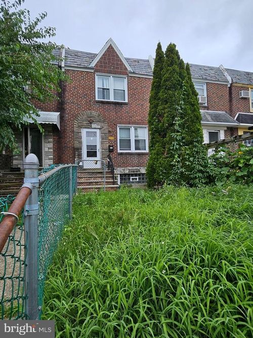 2248 Disston St, PHILADELPHIA, PA, 19149-1916 | Card Image