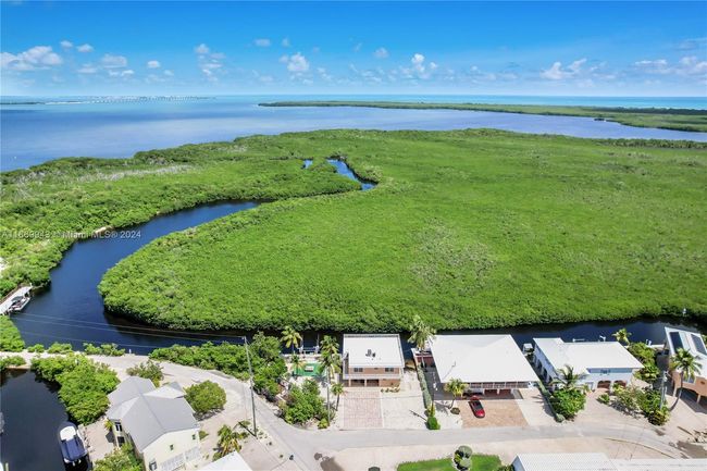 127 - 127 S Layton Dr, House other with 3 bedrooms, 2 bathrooms and null parking in Long Key FL | Image 49