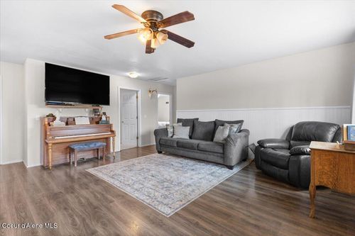 286 E Dufort Rd, Sagle, ID, 83860-4902 | Card Image