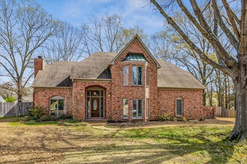 8831 Wood Mills Cv E, Cordova, TN, 38016-6134 | Card Image