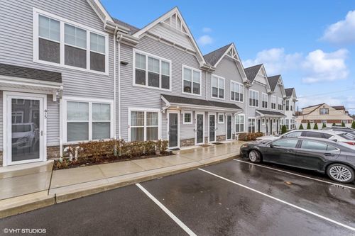 417-417 Emanuel Way, East Meadow, NY, 11554-2548 | Card Image