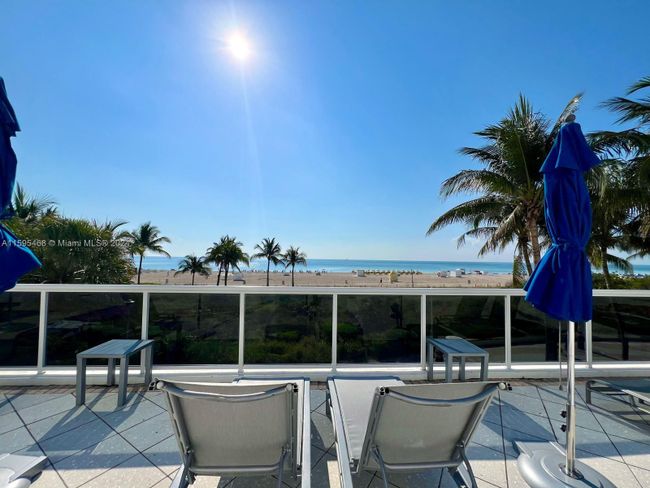 520 - 100 Lincoln Rd, Condo with 0 bedrooms, 1 bathrooms and null parking in Miami Beach FL | Image 1