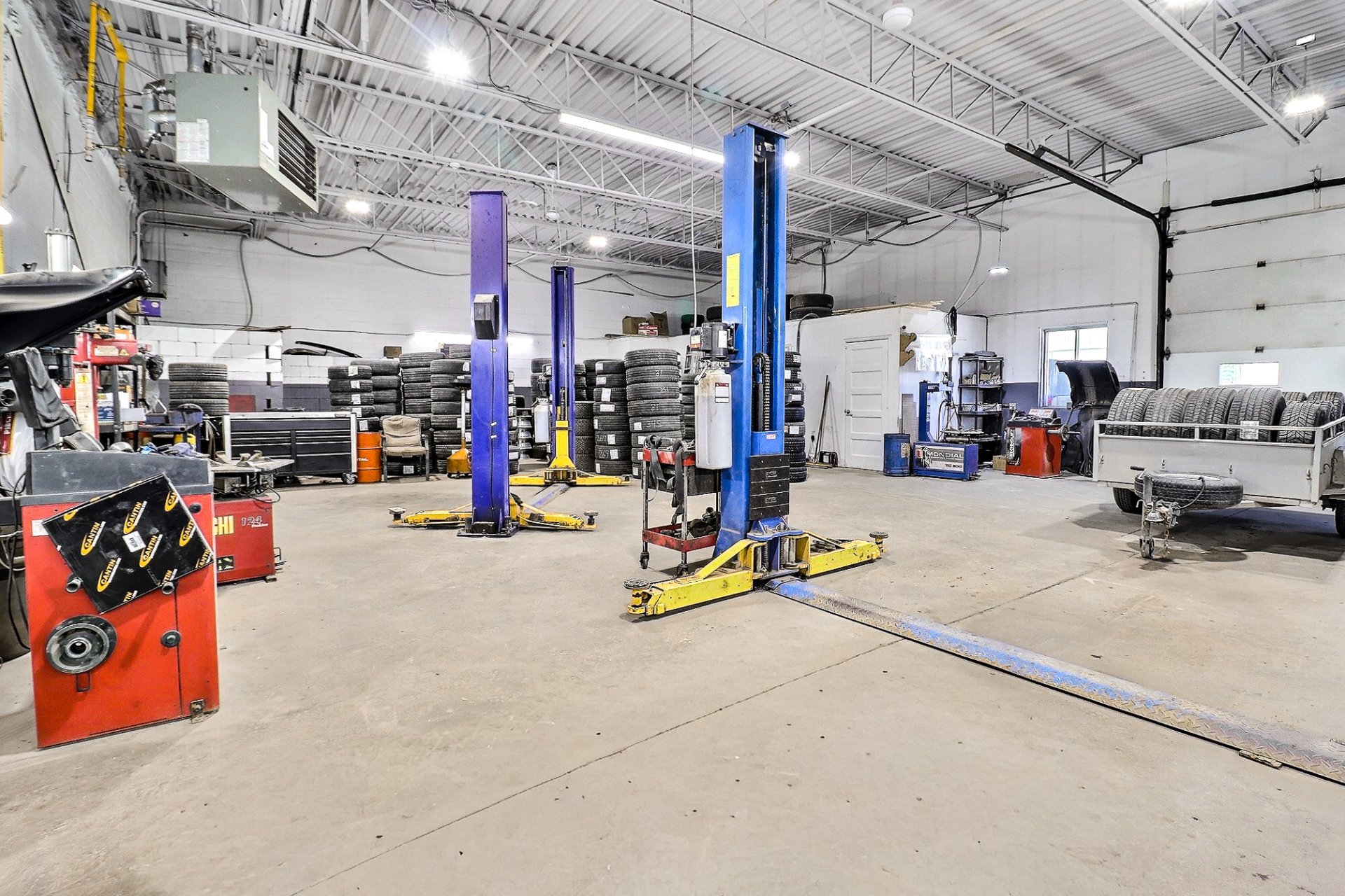 Commercial Sale in Blainville