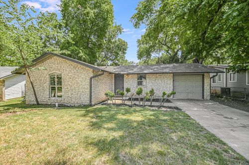 8711 Bridgeport Dr, Austin, TX, 78758-7408 | Card Image