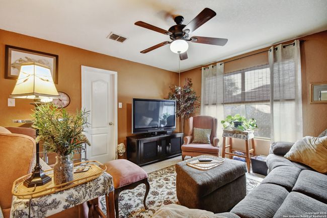 181 Foxglove Pass, House other with 6 bedrooms, 3 bathrooms and null parking in Cibolo TX | Image 18