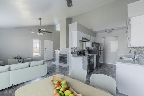 402-1122 Millview Dr, Arlington, TX, 76012-2339 | Card Image