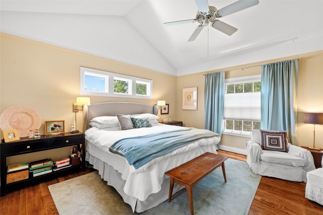 1704 W 34 Th St, House other with 3 bedrooms, 3 bathrooms and 3 parking in Austin TX | Image 12