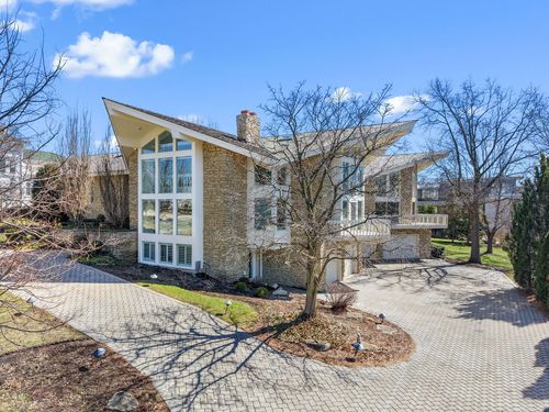 1916 Midwest Club Pkwy, Oak Brook, IL, 60523-2525 | Card Image