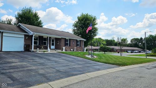 62 Brookside Dr, North Vernon, IN, 47265-4872 | Card Image