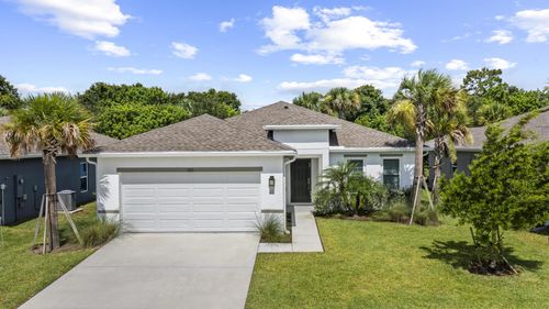 3705 Bennington Ln, Fort Pierce, FL, 34981-4702 | Card Image