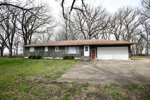 1450 Bright Lake Rd, Ceylon, MN, 56121-1131 | Card Image