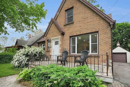 36 Bond St, London, ON, N6C1W3 | Card Image