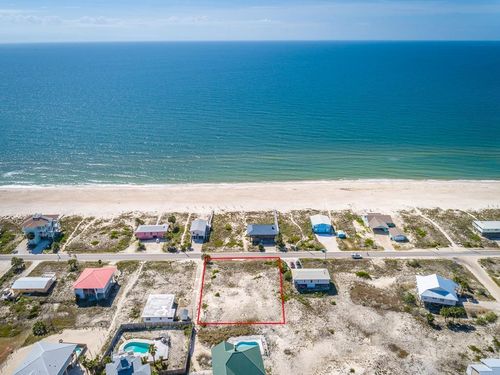 725 E Gorrie Dr, Saint George Island, FL, 32328-2912 | Card Image