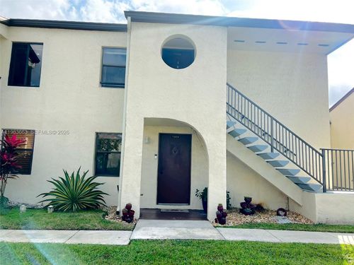 11304-11304 Taft St, Pembroke Pines, FL, 33026-2138 | Card Image