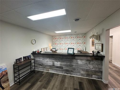 b-31 2nd Ave N, Yorkton, SK, S3N1G1 | Card Image