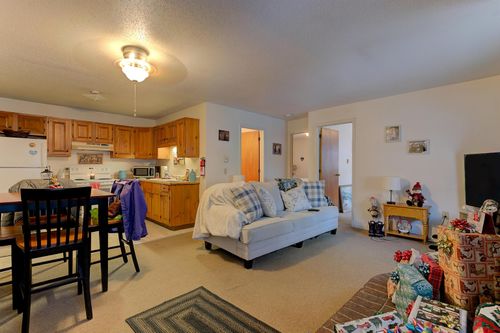621 Kearsarge Rd, North Conway, NH, 03860-5343 | Card Image