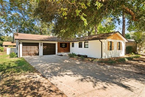 207 Tanglewood Dr, Warner Robins, GA, 31093-2152 | Card Image