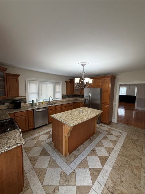 2-208 Warren Ave, East Providence, RI, 02914-4816 | Card Image