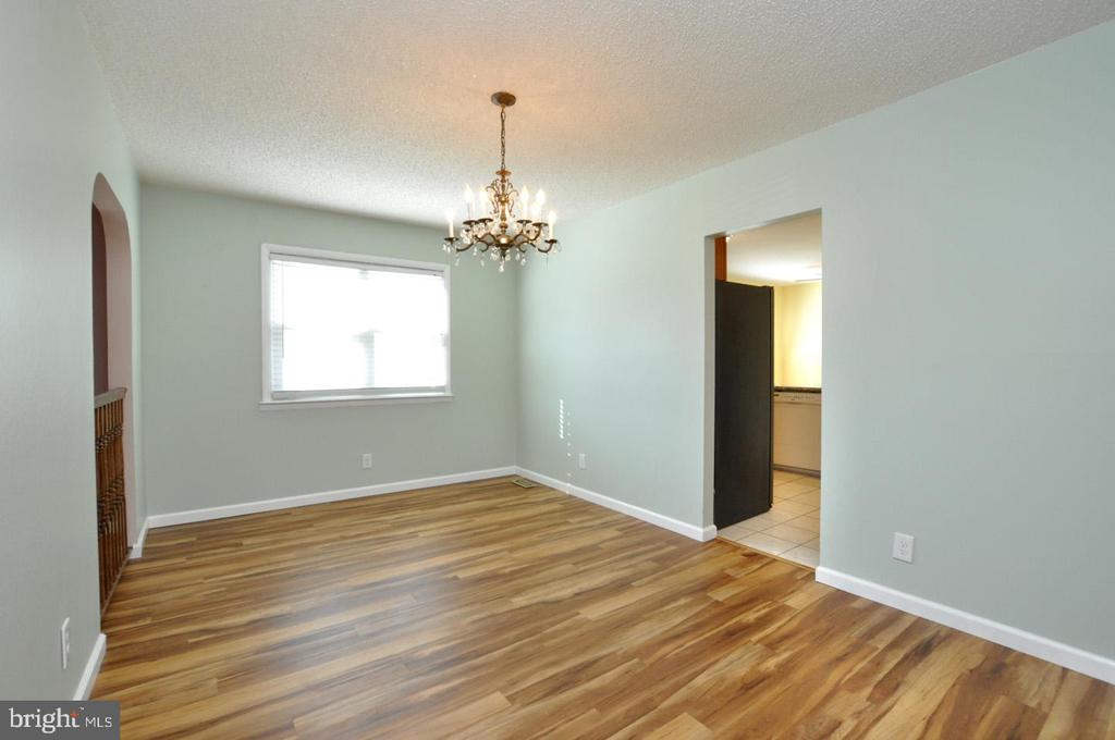 Residential in MOUNT LAUREL 5