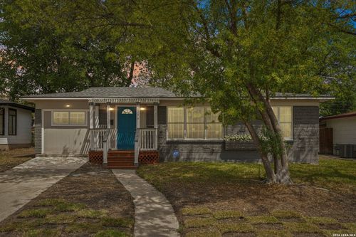 339 Future Dr, San Antonio, TX, 78213-3419 | Card Image