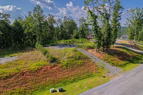 121 Jakes Landing Dr, Ellijay, GA, 30540-4424 | Card Image