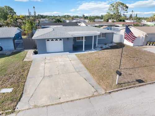 3811 Cedarwood Dr, HOLIDAY, FL, 34691-3421 | Card Image