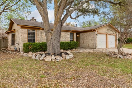 511 Suzzane Rd, Pflugerville, TX, 78660-4324 | Card Image