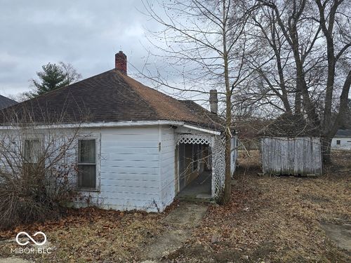 407 E South St, Eaton, IN, 47338-9492 | Card Image